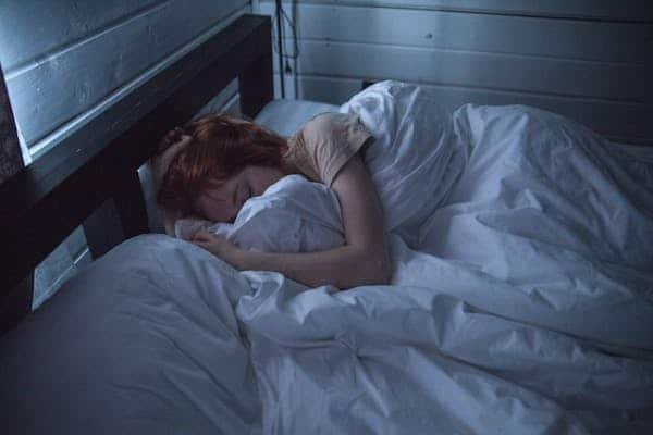 Conseils pratiques pour transformer votre sommeil en douceur